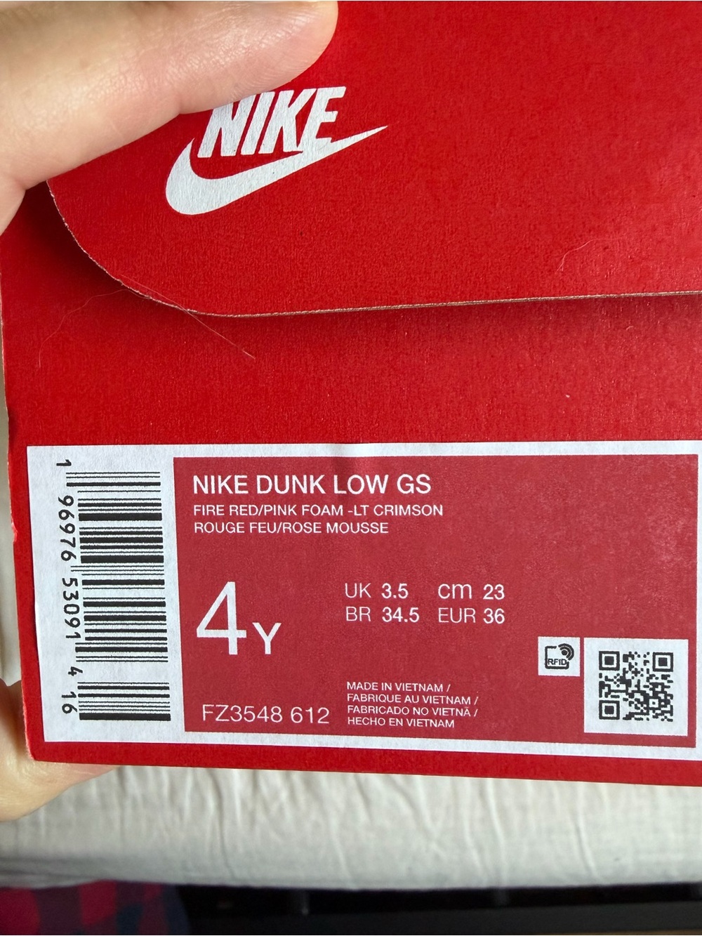 Nike Kids Red and White Low-Top Sneakers - Picture 5 of 5